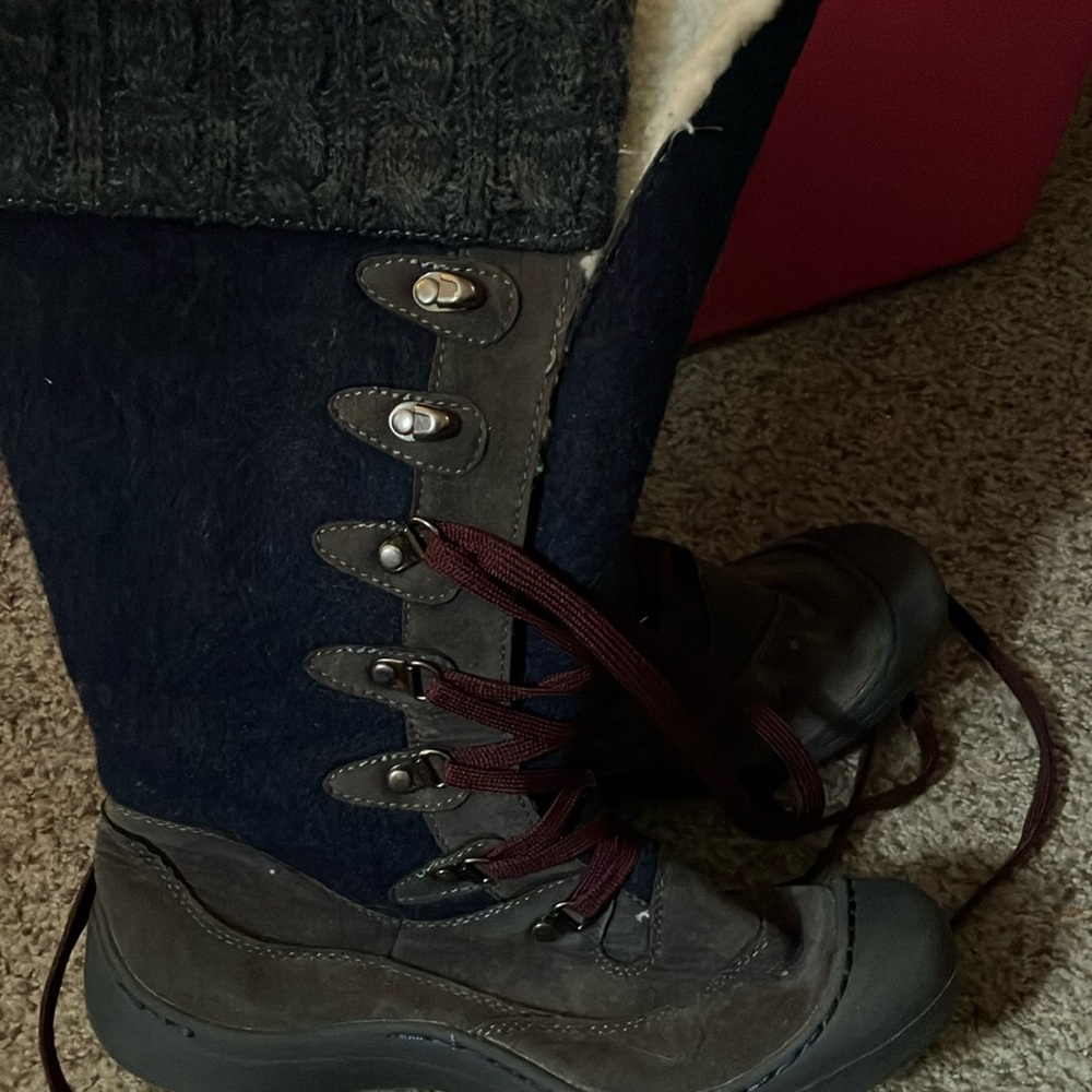 Size 8 mukluks winter cute boots